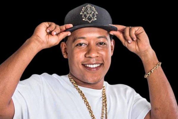 7Kssio agita a Festa da Purificação em Santo Amaro com trio pipoca