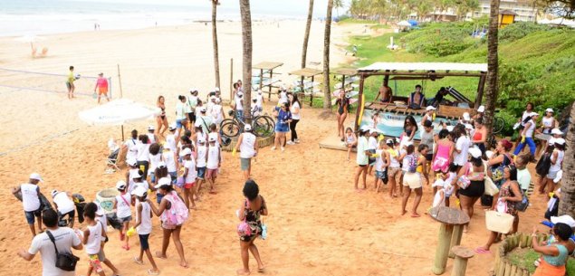 Ação "Passando o Rodo nas Praias" acontece neste sábado (15) na Praia de Stella Maris, em Salvador