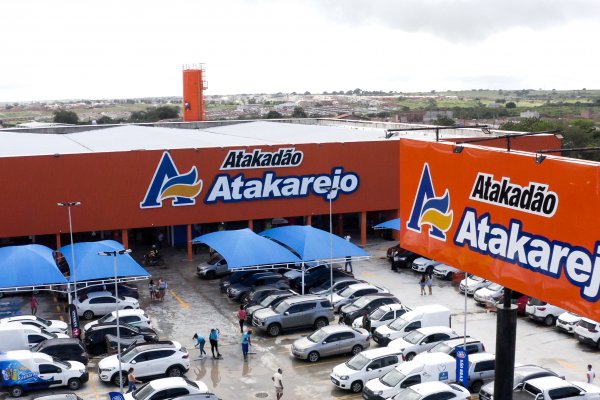 Atakarejo comemora 31 anos com mais de R$ 500 mil em prêmios e ofertas especiais